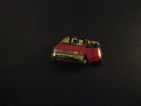 Mercedes-Benz bestelbus rode uitvoering
